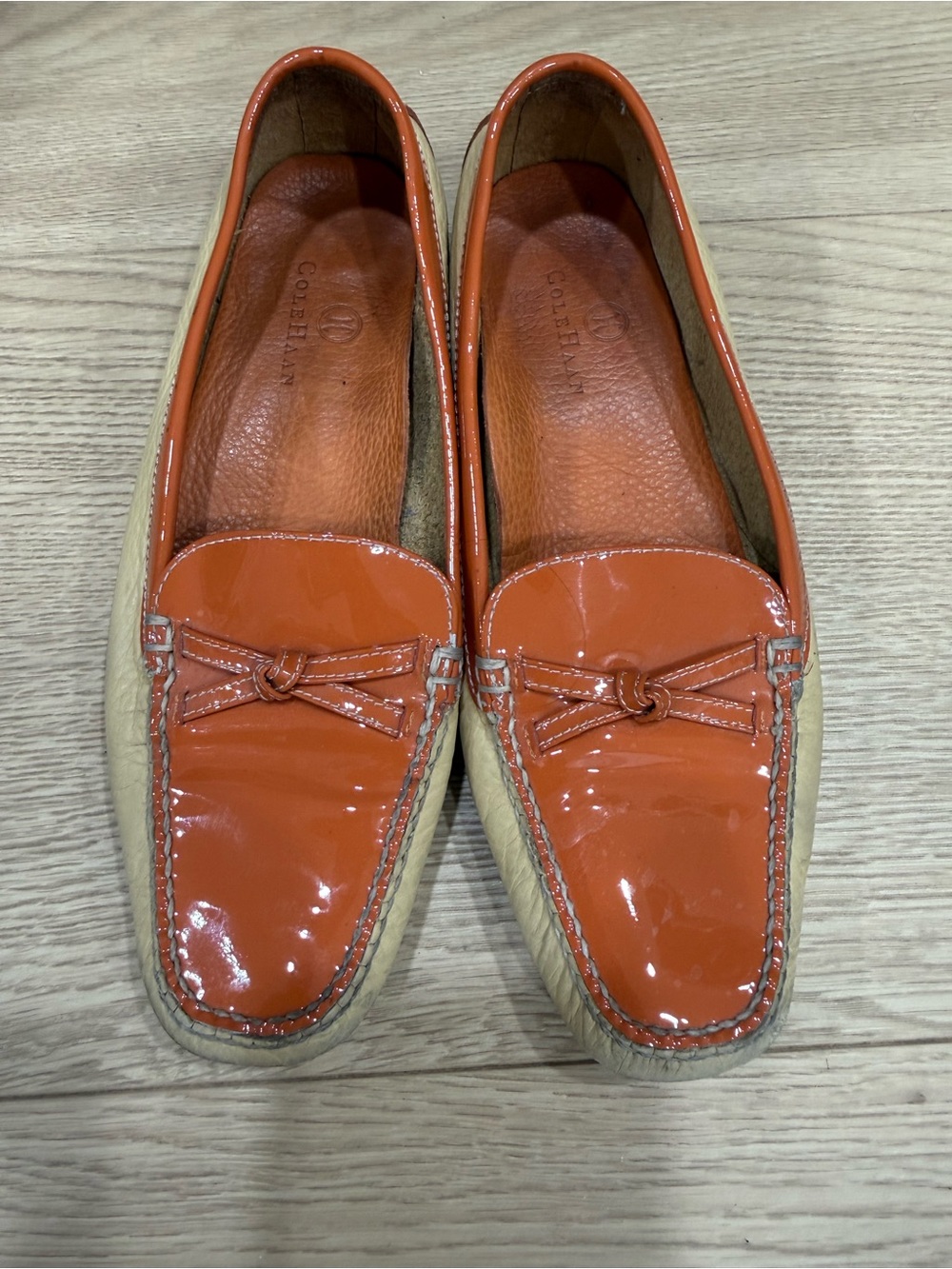 Cole Haan Made in Italy Orange Patent Cream Leather Bow Loafers Women’s 6B